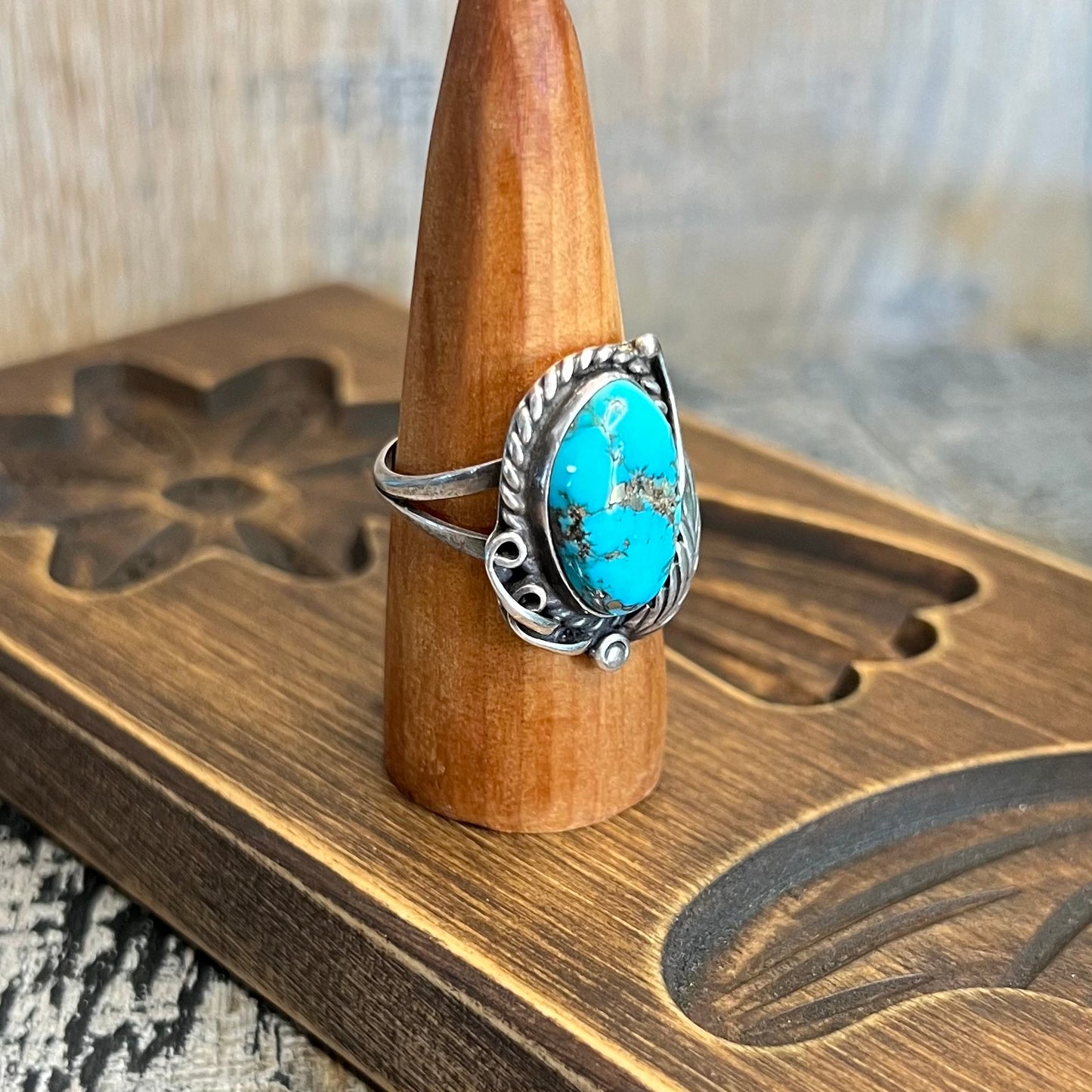 Dreamy Native American Sterling Silver Turquoise Navajo Ring size R
