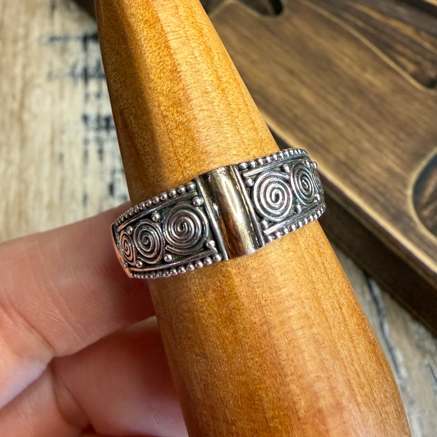 Designer Suarti 18ct Gold / Sterling Silver Spiral Ring Size R