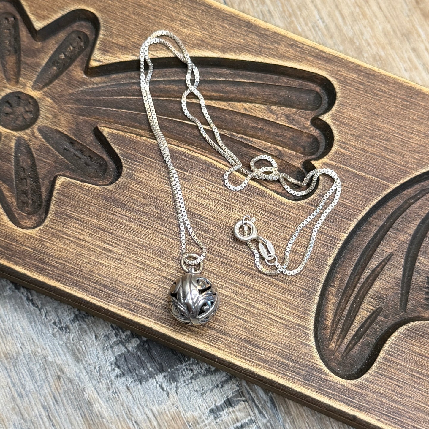 Dreamy Sterling Silver Ornate Filigree Orb Pendant Necklace