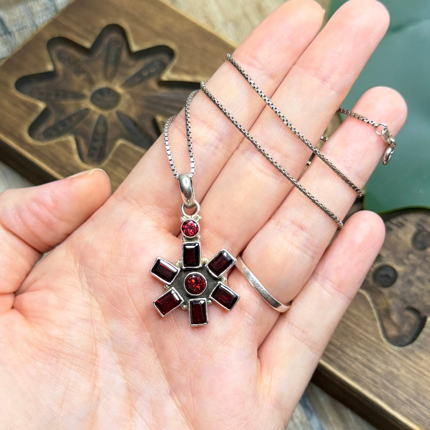 Dreamy Sterling Silver Garnet Starburst Pendant Necklace