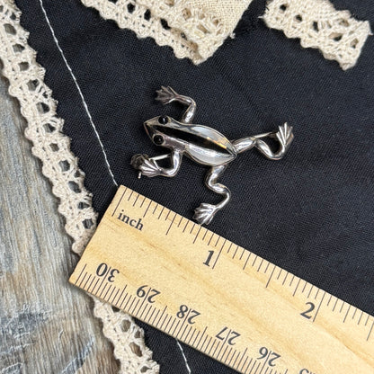 Beautiful Sterling Silver Black Onyx / Shell Inlaid Frog Brooch