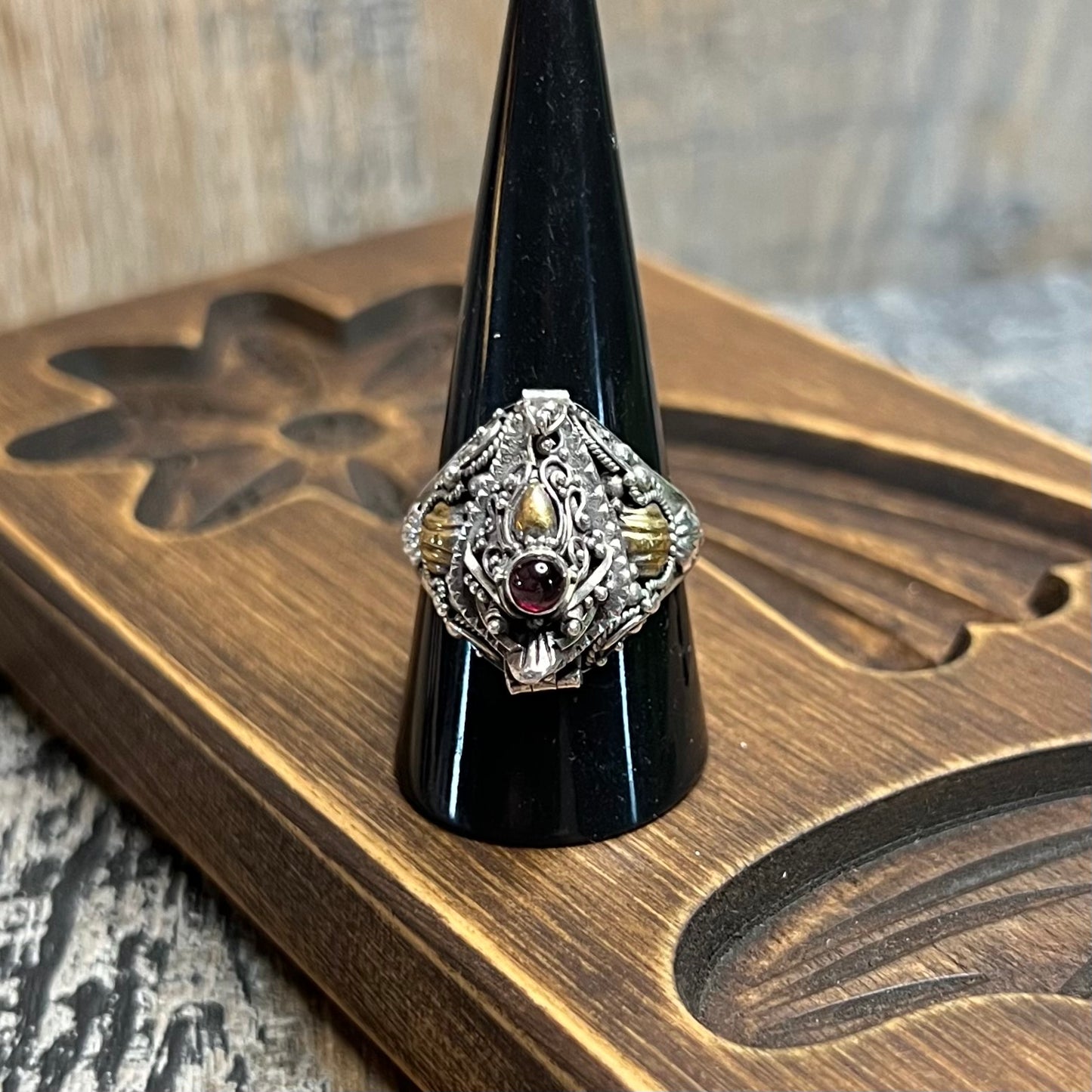Beautiful Bali Sterling Silver Chunky Poison Locket Garnet Ring Size S