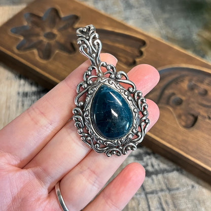 Carolyn Pollack Relios Southwestern Ornate Sterling Silver Apatite Pendant