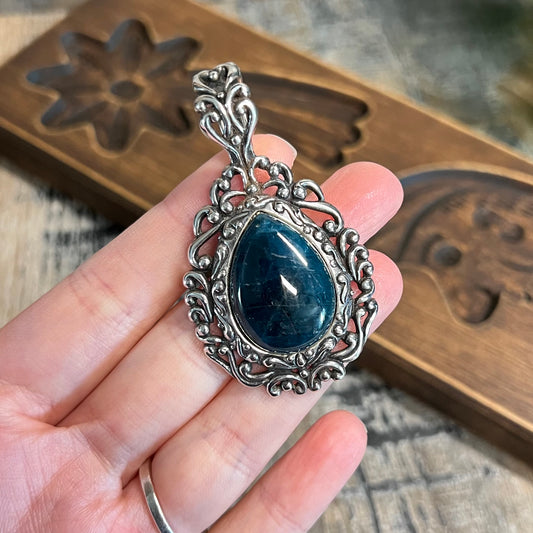 Carolyn Pollack Relios Southwestern Ornate Sterling Silver Apatite Pendant
