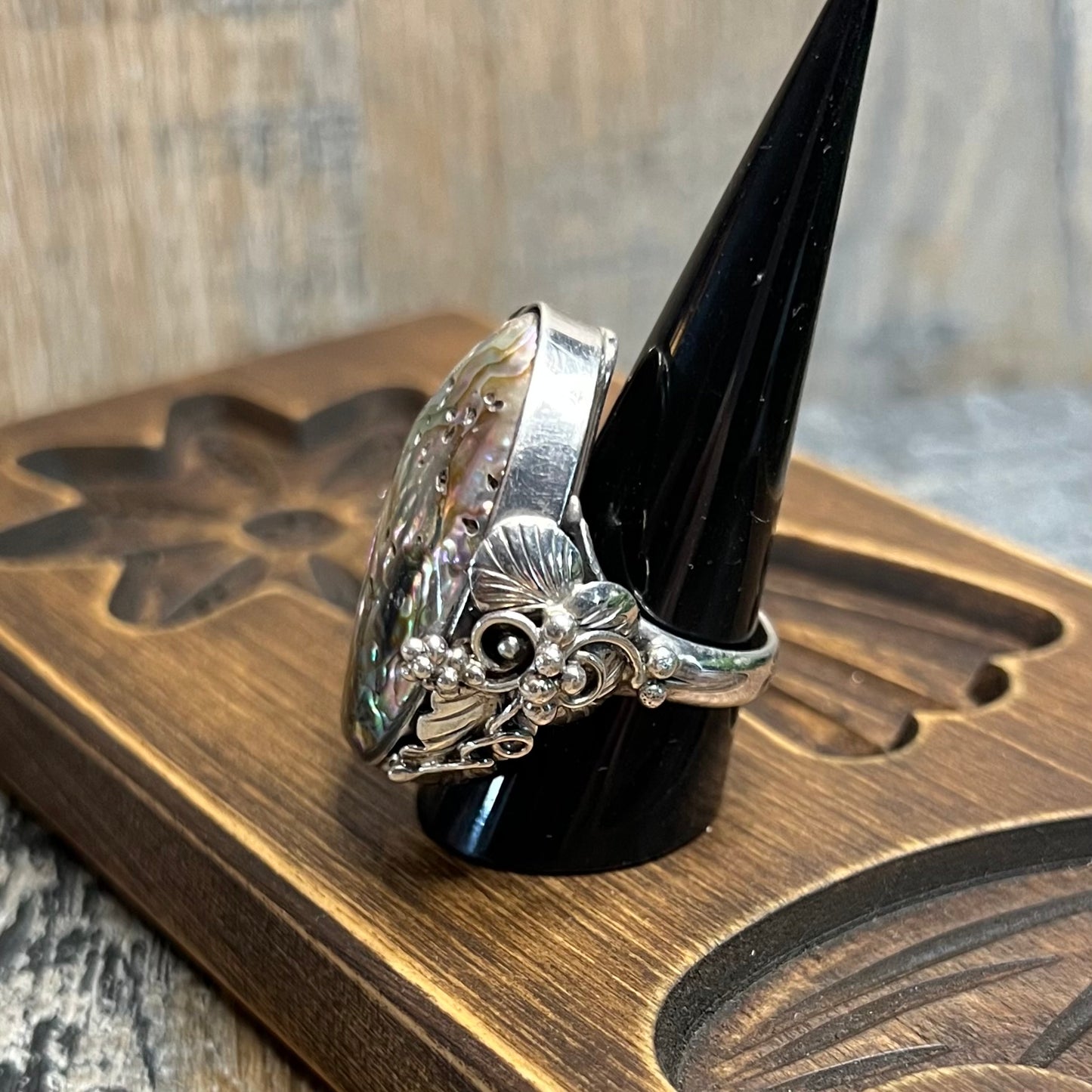 Dreamy Large Artisan Sterling Silver Abalone Shell Floral Ornate Ring size R 1/2