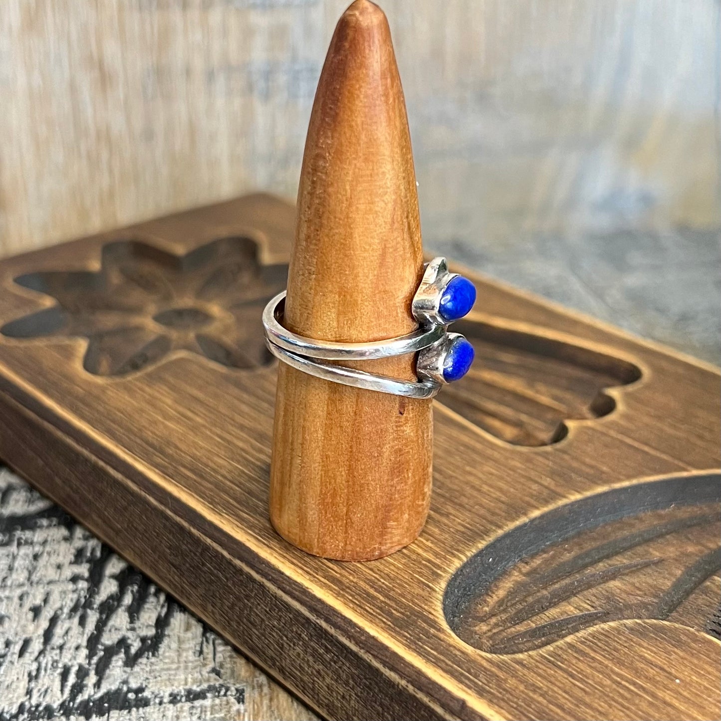 Chunky ‘Crystal Shop’ Sterling Silver Lapis Lazuli Statement Ring size R 1/2