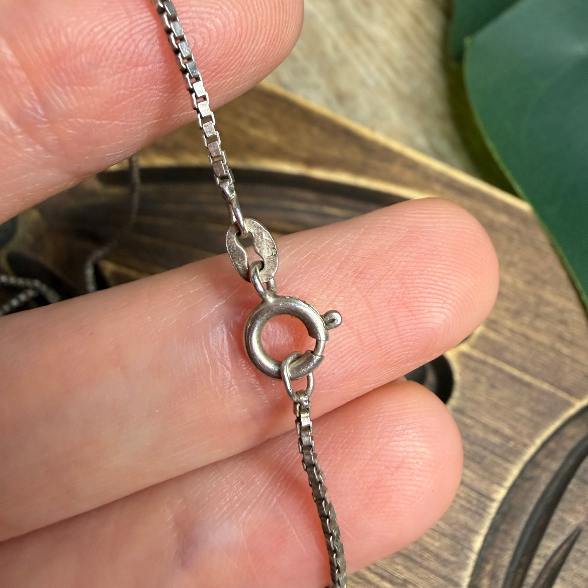 Dreamy Sterling Silver Chunky Articulated Quartz Pendant Necklace
