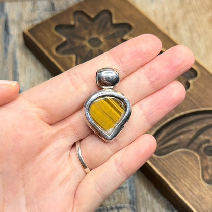 Dreamy Sterling Silver Artisan Tigers Eye Drop Pendant
