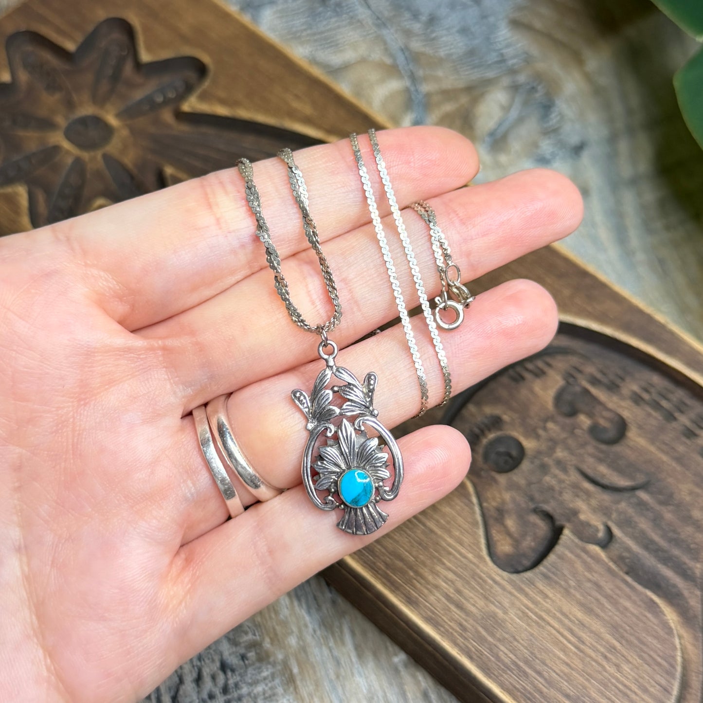 Beautiful Vintage Turquoise Floral Pendant and Textured Chain