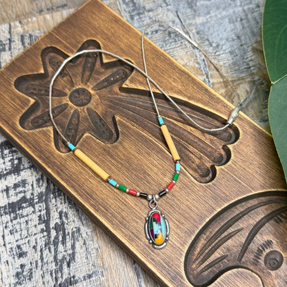 Beautiful Native 5* Sterling Liquid Silver Gemstone Inlaid Necklace