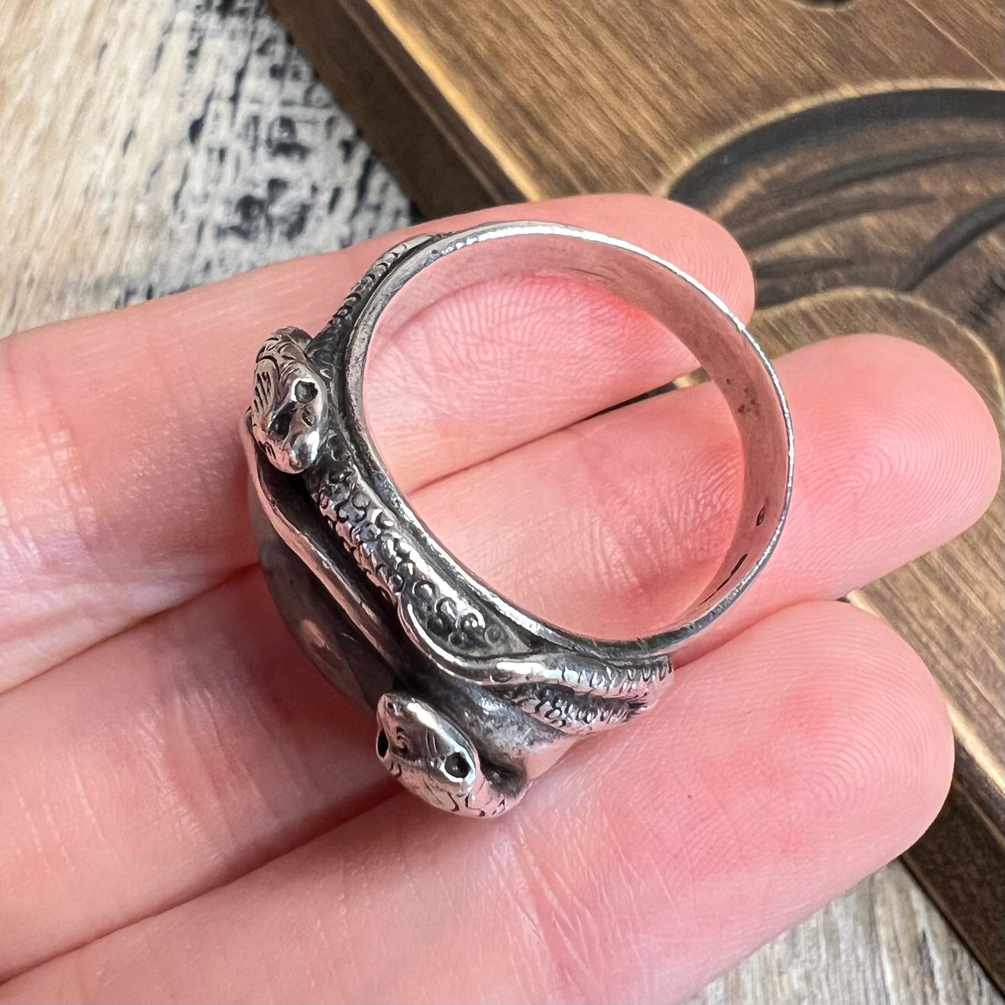 Vintage Designer Stephanie Gilbert Eye with Snakes Chunky Silver Ring size W