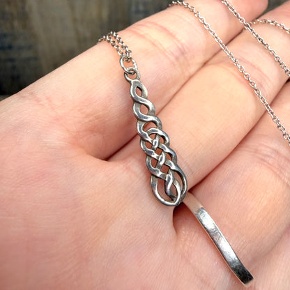 Beautiful Sterling Silver Celtic Twist Pendant Necklace