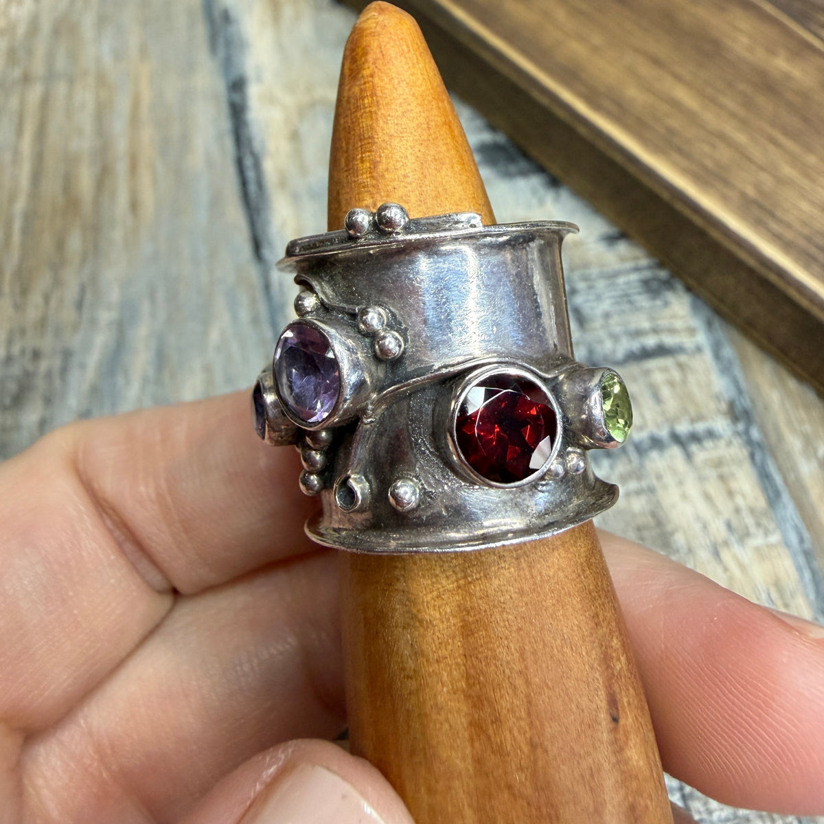 Unusual Sterling Silver Chunky Multi Gemstone Cut Out Ring size M