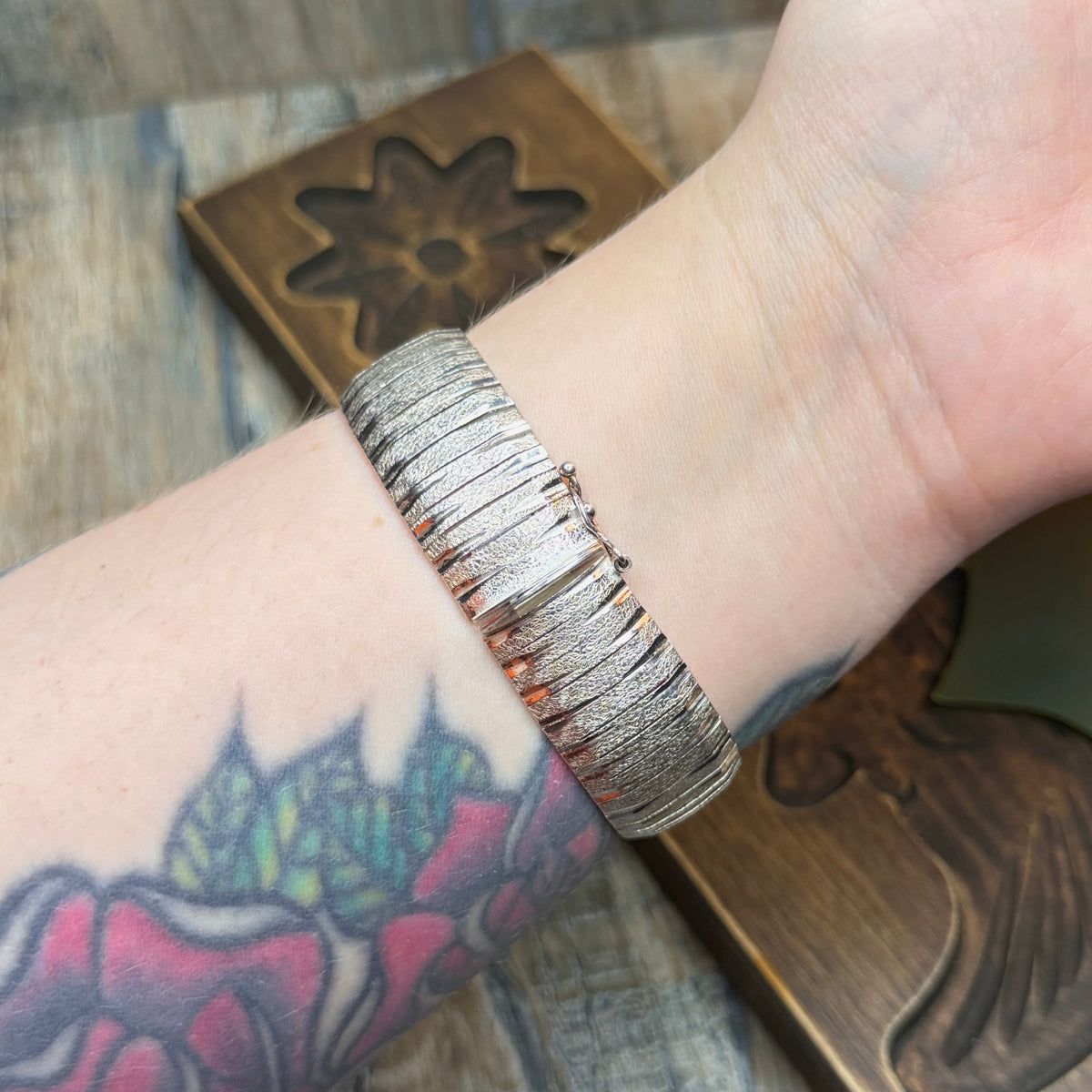 Beautiful Sterling Silver Omega Link Chunky Bracelet 7 1/2 Inch Length