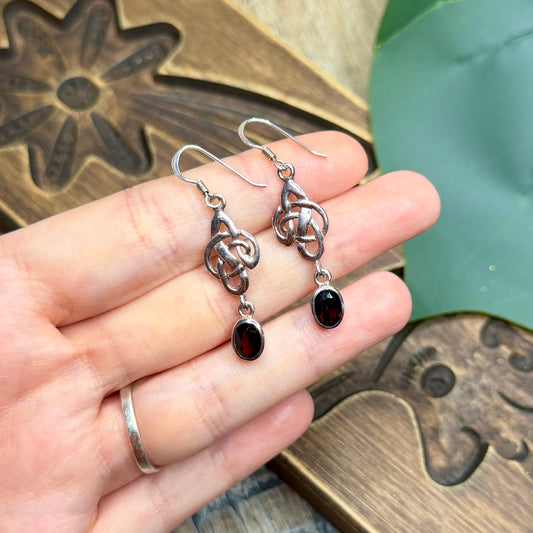 Beautiful Sterling Silver Kit Heath Celtic Knot Garnet Earrings