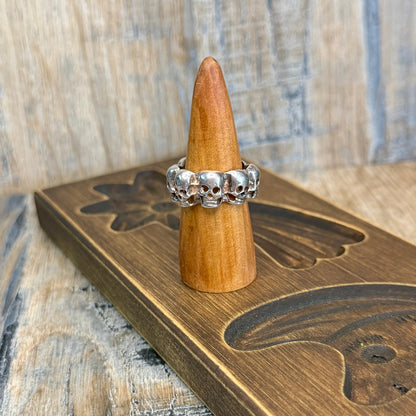 Vintage Gothic Sterling Silver Catacombs Skull Band Ring Size S